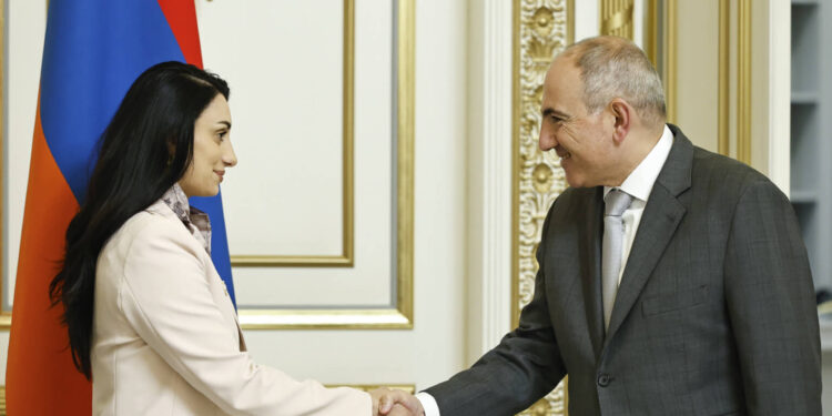 Փաշինյանը Նազիկ Ավդալյանի հետ քննարկել է սպորտի զարգացմանն ուղղված ծրագրեր