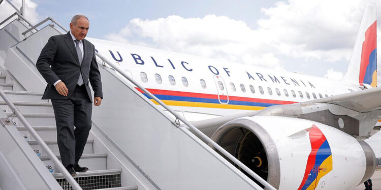 Նիկոլ Փաշինյանի ինքնաթիռը չի կարողացել վայրէջք կատարել Մոսկվայում՝ փակ օդային տարածքի պատճառով