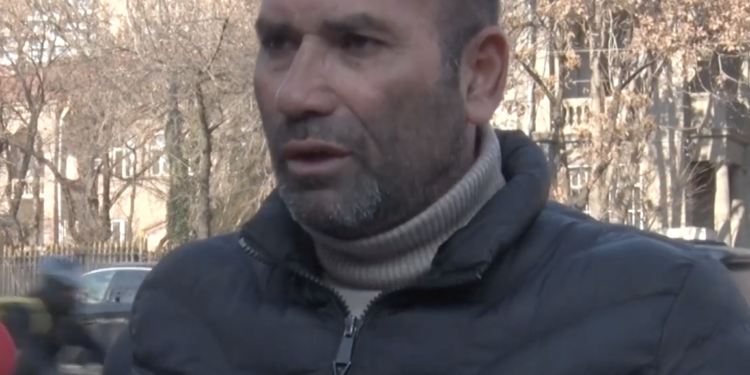 Ո՞վ դավաճանեց, որ զոհվեցին, մեր ջիգյարի համար ենք պայքարում, չենք լռելու. անհետ կորածի հայր