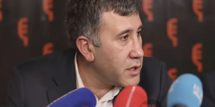 Ալենի արածը հարգանքի արժանի չէ, ուրիշ բան չկա ասելու