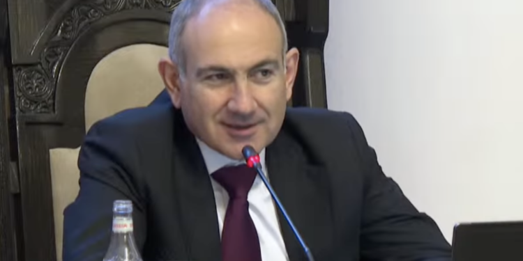 Փակե՛ք էդ խանութը, իմ վրա եմ վերցնում, առևտուր պտի չլինի.Փաշինյանը բորբոքվեց