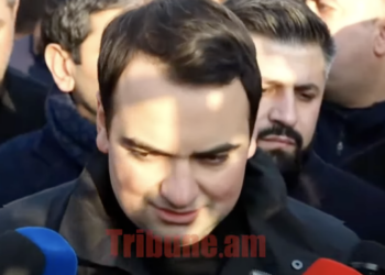 «Բենթլի» քշող հոգևորականո՞վ են մաքրելու եկեղեցին. Կարապետյան