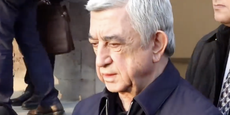 Եթե պիտի տակից, կողքից քննադատեն…Ինչ է պայմանավորվել Սերժ Սարգսյանը Իշխան Սաղաթելյանի հետ