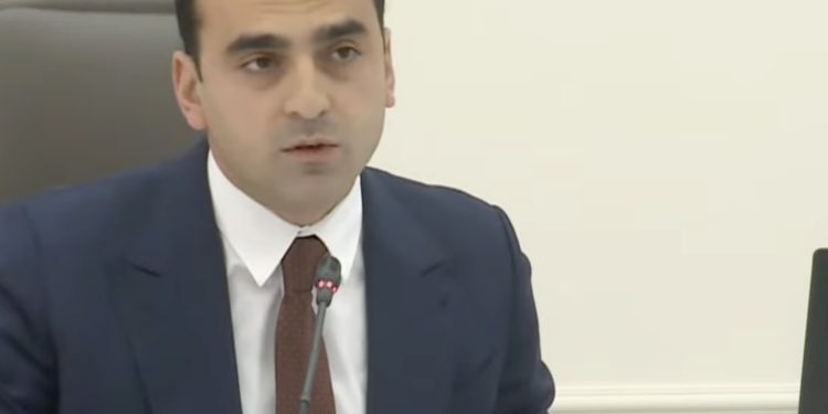 Ձեր քուչում չեք, տորիչելյան դատարկություն է ձեր օրակարգը․ Ավինյանը բարկացավ