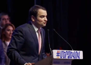 Նոր առաջնորդների ժամանակն է, իրենց ժամանակը էլ չէ. Կարապետյանը՝ նախկիններին