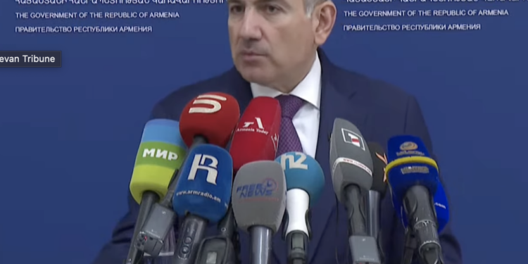 Հանդիպել ենք, սուրճ ենք խմել, զրուցել ենք, այլ քննարկում չի եղել․ Փաշինյան