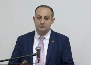 Ուժային եղանակով պետք է դուրս քշել օկուպանտին Արցախից. Ստեփան Հասան-Ջալալյան. տեսանյութ