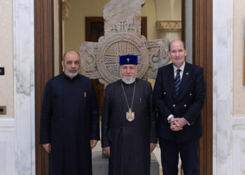 «Մայր Աթոռը պատրաստ է աջակցել այն նախաձեռնություններին, որոնք նպաստում են Հայոց ցեղաuպանnւթյան վավերագրերի ուսումնասիրությանը». Վեհափառը՝ Գերմանիայի Հայոց թեմի առաջնորդին