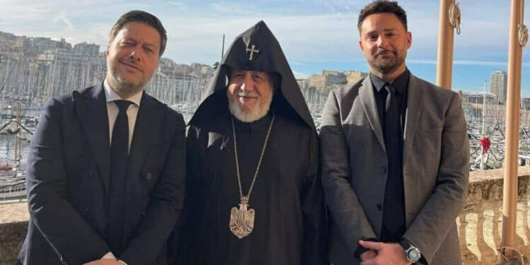 Մարսելը չէր լինի Մարսել, եթե չլինեին հայերը. Բենուա Պայան ընդունել է Վեհափառին