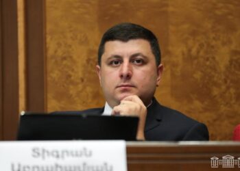 Թալինի եկեղեցում տեղի ունեցողը պատարագ չէ, իսկ խոչընդոտումը՝ քրեորեն պատժելի. Տիգրան Աբրահամյան