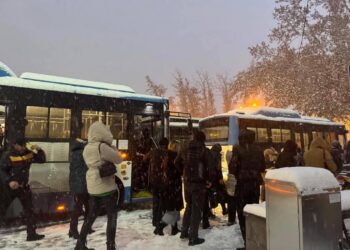 97 համարի ավտոբուսի վարորդը երթուղու կեսին իջեցրել է ուղևորներին