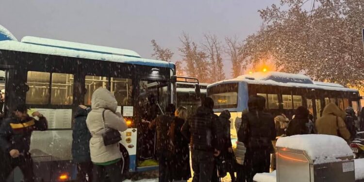 97 համարի ավտոբուսի վարորդը երթուղու կեսին իջեցրել է ուղևորներին