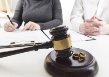 Ֆրանսիայում կհրաժարվեն «ամուսնական պարտականությունից»