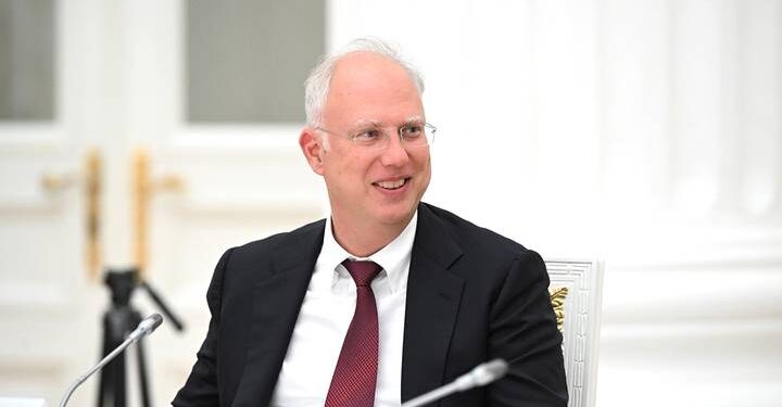 Գուցե չխմե՞ս գրառումից առաջ․ Դմիտրիևի կոշտ արձագանքը Կալասին