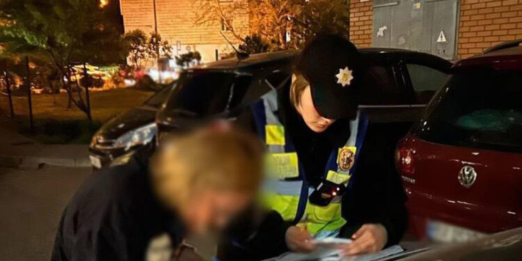 Կիևում երեք կանայք պատժվել են ռուսական երգեր երգելու համար. STRANA.ua