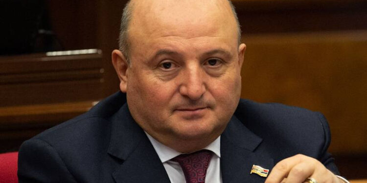 Վարդան Ղուկասյանի անձնական բժիշկը ահազանգում է ԱԱԾ մեկուսարանում նրա առողջական վիճակի վտանգների մասին