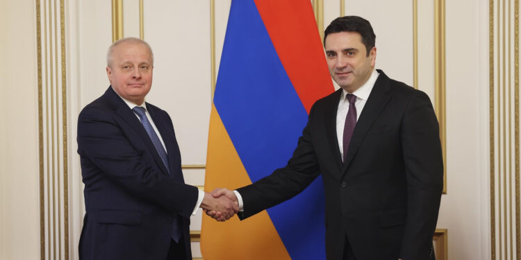 Ալեն Սիմոնյանն ընդունել է Հայաստանում ՌԴ դեսպան Սերգեյ Կոպիրկինին