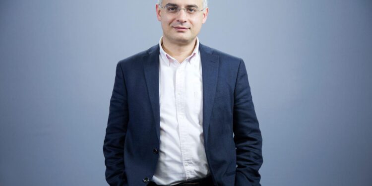 Իշխանության և «տիրադավերի» քայլերը վտանգում են Հայ Առաքելական Եկեղեցու միասնականությունը. Լևոն Զուրաբյան