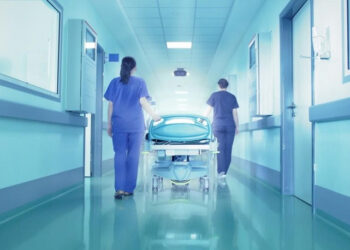 Թալին–Բազմաբերդ ճանապարհին տեղի ունեցած շղթայական վթարի հետևանքով 10 քաղաքացի հոսպիտալացվել է. Անահիտ Ավանեսյան