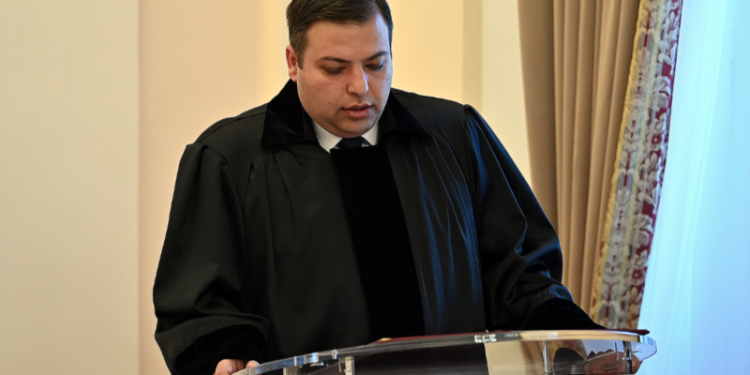 Նախագահական նստավայրում տեղի է ունեցել դատավոր Նշան Խաչատրյանի երդման արարողությունը