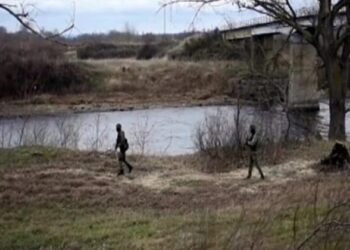 Թուրքիայի և Հունաստանի սահմանին զինված բախում է տեղի ունեցել միգրանտների միջև