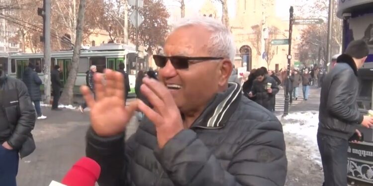 Կիսատ «Հայր մերը», սխալ խաչակնքվելն ու Լոսից եկած «ուխտավորը»