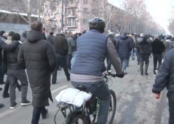 Ես հեծանիվով եմ քայլում. ՔՊ-ի աջակից «ուխտավորը»