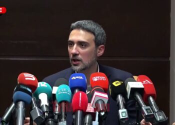 Ասում էին, տնային կալանքի դեպքում Կարապետյանը կլքի Հայաստանը, վերջինս սկսեց ծիծաղել