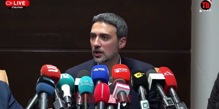 Ասում էին, տնային կալանքի դեպքում Կարապետյանը կլքի Հայաստանը, վերջինս սկսեց ծիծաղել