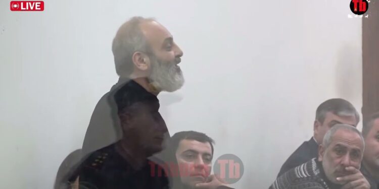 Տո լավ է, հանրային մեղադրողը կարո՞ղ է տեղից նման արտահայտություն անել, վիրավորական է