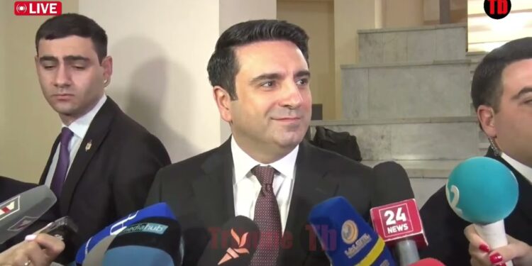 Ի՞նչ ա արել որ, մի պուճուր բան ա գողացել. Ալեն Սիմոնյանի արձագանքը