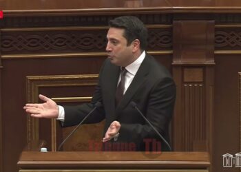 Պաչիկով եք բարևում իրար, հաջորդ գումարմանը գործի գալու՞ եք