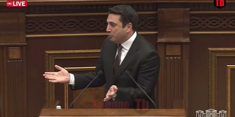 Պաչիկով եք բարևում իրար, հաջորդ գումարմանը գործի գալու՞ եք