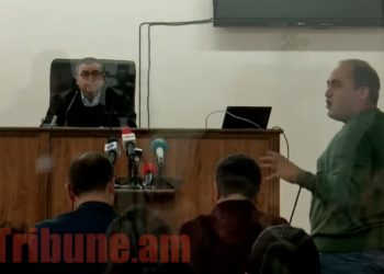 Հացադուլ եմ հայտարարում. Դատարանը 3 ամսով երկարացրեց Նարեկի և Վազգենի կալանքը