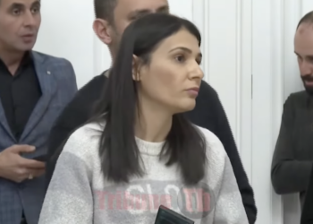 Դուք վարչապե՞տ եք, թե՞ քայլիստ-ակտիվիստ. հարց՝ Փաշինյանին