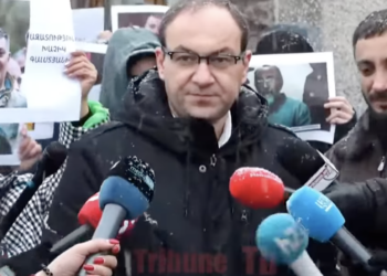 Քաղաքական հետապնդումների մոլուցք է, բացեք ձեր աչքերը. Արսեն Բաբայան