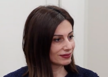 Երգելու շնորհք չունեմ, ստիպված պարում եմ․ Նիկոլի պարի խմբի նոր անդամը