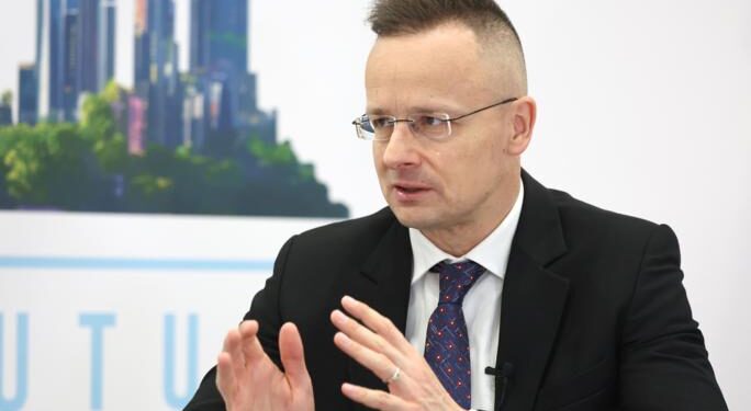 Արևմտյան Եվրոպայի երկրները մեծացնում են Ռուսաստանի հետ ուղղակի պատերազմի սպառնալիքը. Սիյարտո