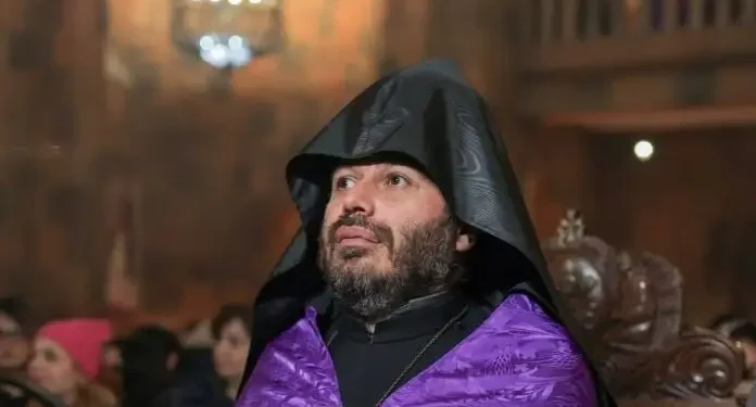 Դատարանը չեղարկել է ՀԱԵ փաստաբանական թիմի միջնորդությունը՝ առաջնորդի պաշտոնավարման շուրջ