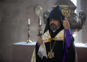 Սահակ Մաշալյանն առաջարկում է սինոդական կառույց ստեղծել՝ եկեղեցական ճգնաժամի հաղթահարման համար