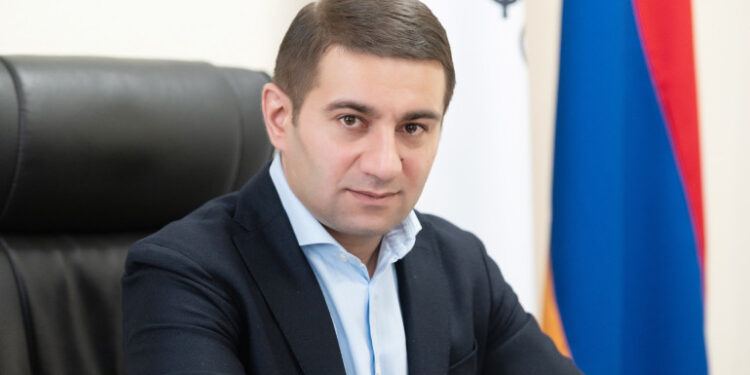 Նաիրի Սարգսյանը ընդդիմությանը կոչ է անում կլոր սեղանի շուրջ պայմանավորվել