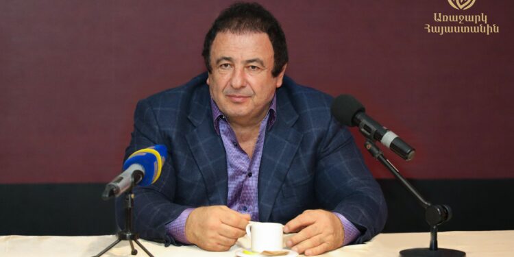 Գագիկ Ծառուկյանը ներկայացրել է «Առաջարկ Հայաստանին» մեգանախագծերը