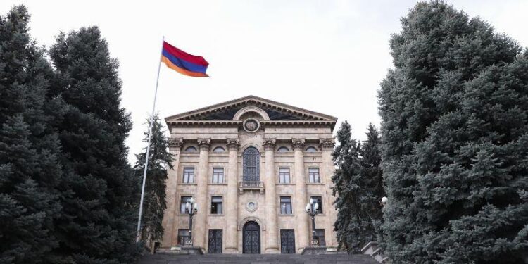 ՔՊ-ն առաջադրում է Վանիկ Օհանյանին առանց այլընտրանքի