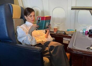 Եռագույնից մինչև պատերազմ․ վարչապետի տիկինը գաղթի մասին գիրքը կարդացել է մեկ շնչով