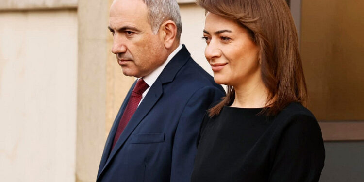 Նիկոլ Փաշինյանը և տիկինը աշխատանքային այցով մեկնել են ԱՄԷ