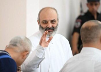 Կփոխի՞ արդյոք դատարանը Բագրատ Սրբազանի խափանման միջոցը