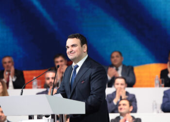 «Ուժեղ Հայաստան»-ը հրավիրում է երիտասարդներին հանդիպման Նարեկ Կարապետյանի հետ