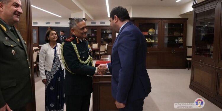 Պապիկյան-Չաուհան հանդիպում՝ անվտանգության հարցերի շուրջ