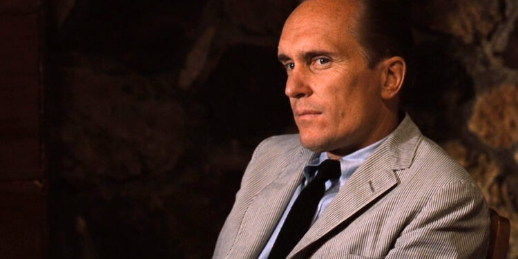 Մահացել է «Կնքահայրը» ֆիլմի դերասան Ռոբերտ Դյուվալը