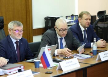 Տրանսպորտային բացո՞ւմ, թե նոր կախվածություն․ ռուսական պատվիրակությունը Երևանում է